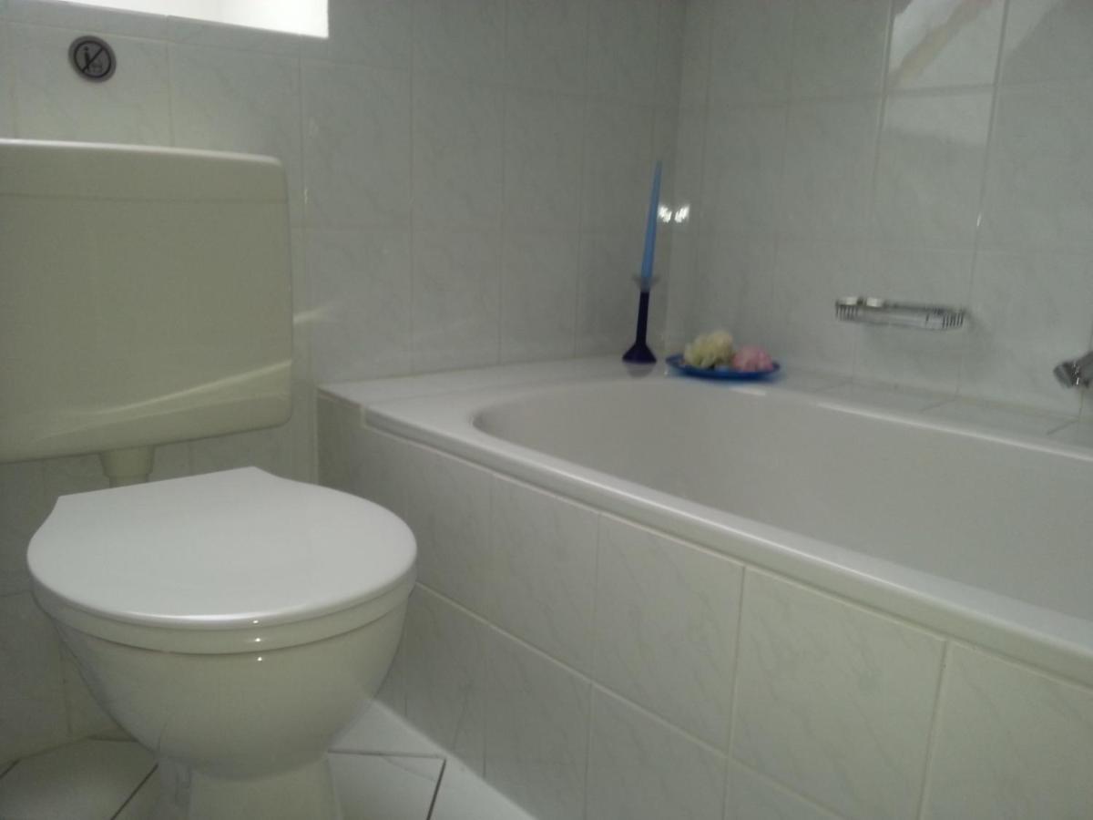 Ferienwohnung Ostfriesenglück Leer Exterior foto